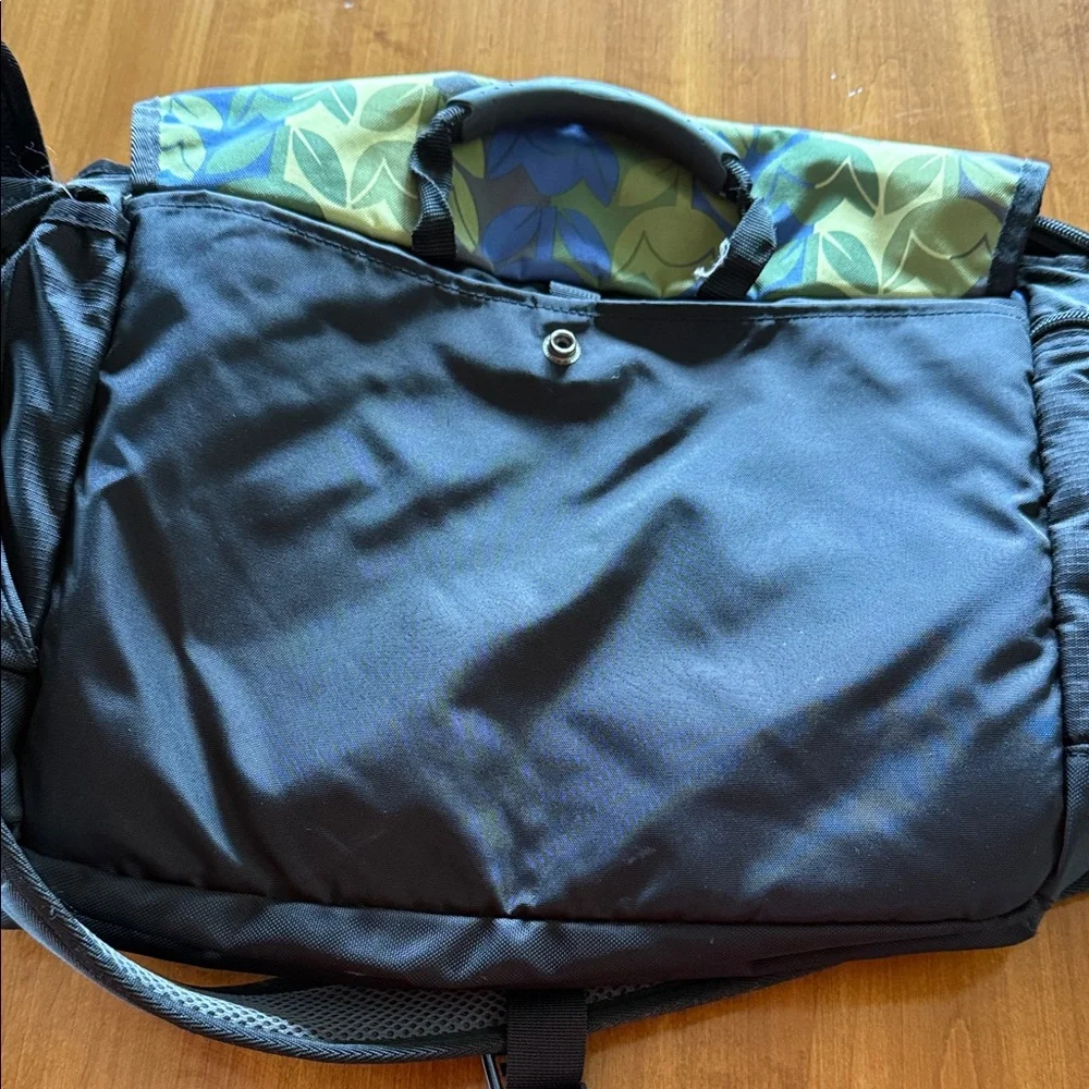 L.L. Bean Black and Blue Leaf Pattern Laptop Bag